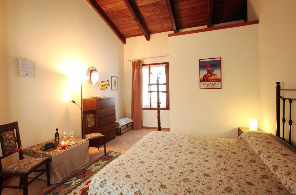 Agriturismo Il Ciabot Barolo Exterior photo