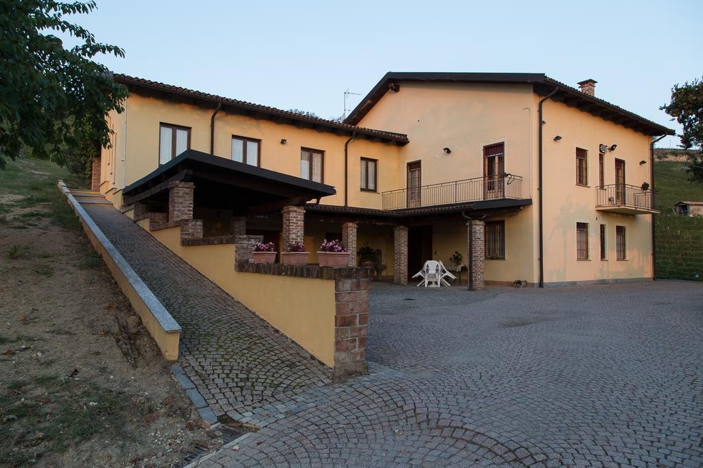 Agriturismo Il Ciabot Villa Barolo Exterior photo