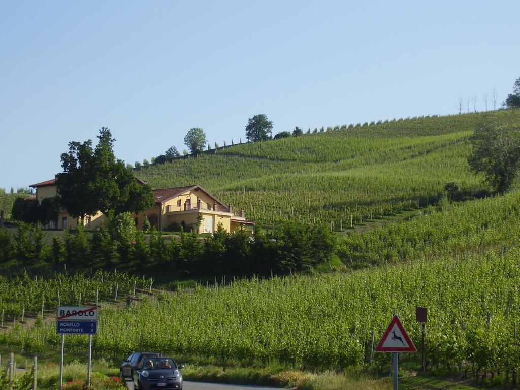 Agriturismo Il Ciabot Barolo Exterior photo